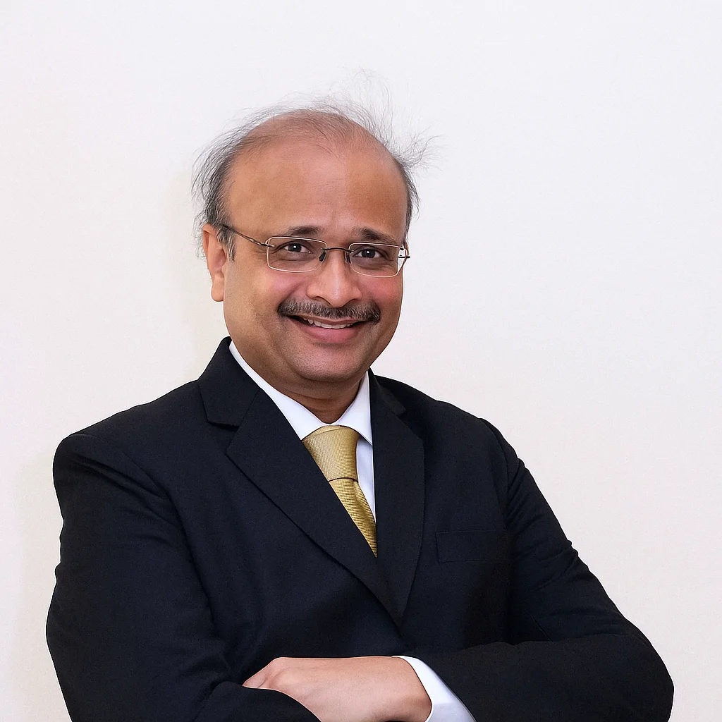 Dr. Uday Ashok Gadgil – Ophthalmologist & Eye Surgeon in Mumbai